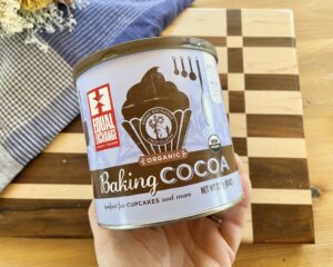 picture of organic baking cocoa tin